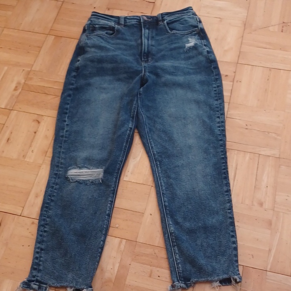 American Eagle Highest Rise Mom Jeans Short Court Women's Size 8